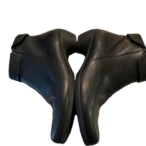 ECCO SCULPTURED 45 WOMEN'S ANKLE BOOT IN BLACK - Picture 8 of 11